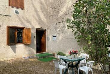 דירות לתיירים Villa Eden