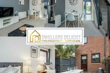 관광객 아파트 ✪ Charming ✪ 2 Bed House With Garden & Parking ✪ Perfect Location ✪ Greater London ✪ Woodford/enfiel