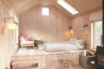 شقق خاصة سياحية Secluded Off Grid Cabin In Easy Reach Of Edinburgh