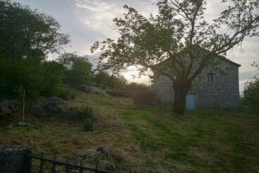 ツーリストアパートメント Country Stone House Kovacevic