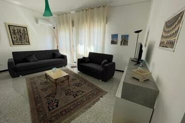 דירות לתיירים Vincenti S House Comiso