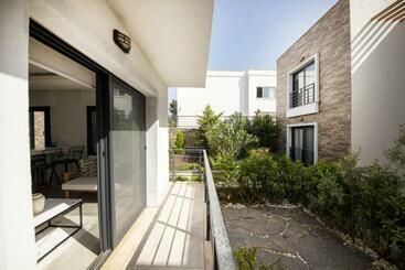 דירות לתיירים House With Balcony 1 Min To Beach In Bodrum