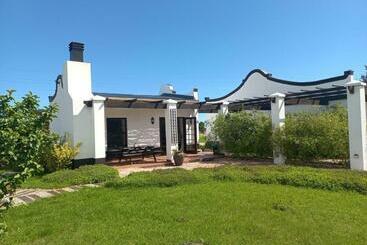 관광객 아파트 Dunkes Organic Equestrian Estate