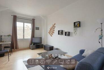 דירות לתיירים Le Mistral ~ Cité De Carcassonne ~ Hypercentre