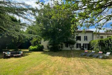 游客公寓 2 Bed Apartment On The Dordogne River