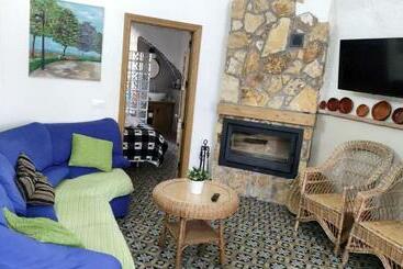 דירות לתיירים 2 Bedrooms House With City View And Enclosed Garden At Purullena