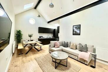 관광객 아파트 Cotham   The Stables