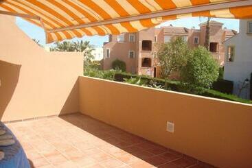 דירות לתיירים Naturista 2 Habitaciones Piscina