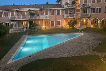 דירות לתיירים Oasi