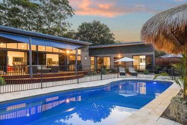 דירות לתיירים Alisrya At Castaway Close