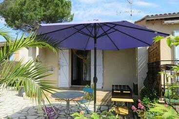 관광객 아파트 Au Coeur De La Provence Verte