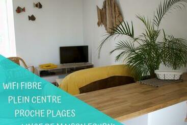 관광객 아파트 Le Gîte De L Amer T2 Duplex Centre Bourg