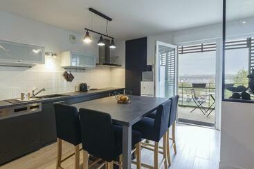 شقق خاصة سياحية Le Jean Moulin   Appartement à 2 Pas Du Tramway