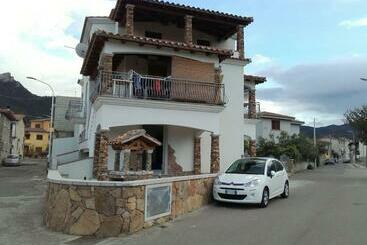 游客公寓 Appartamento Vista Parco Tepilora