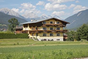 فندق Banders Landhaus