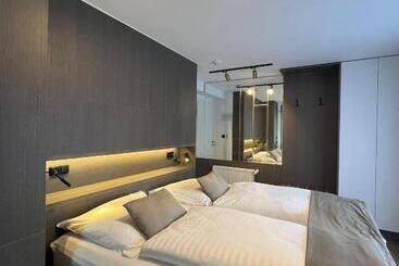 هتل Harmshof Bispingen