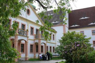 Резиденция Kloster St. Marienthal