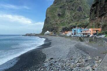 관광객 아파트 ᴠɪʟʟᴀɢᴇ ʜᴏᴜsᴇ