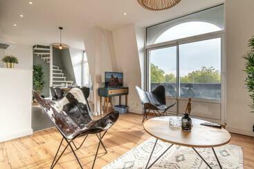ツーリストアパートメント Marcq En Baroeul   Superb Apartment + Parking