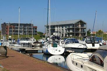 דירות לתיירים Vakantie Appartement Havenpoort