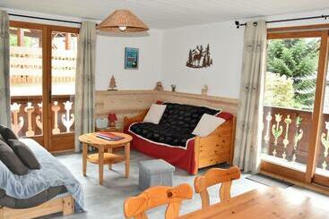 ツーリストアパートメント Charmant 2 Pièces Ensoleillé Avec Balcon, Près Des Pistes Et Centre, Parking Inclus   Fr 1 464 199