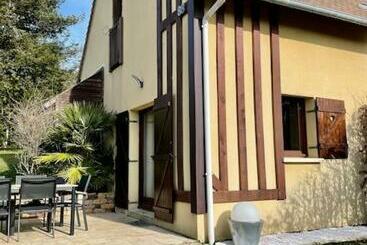 관광객 아파트 Cottage Les Palmiers