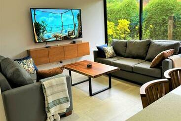 דירות לתיירים New! A Little Piece Of Pura Vida   Casa Yara