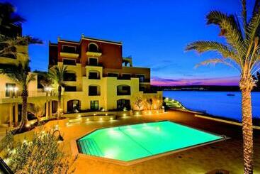 관광객 아파트 Spacious Luxurious Apartment With Seaview