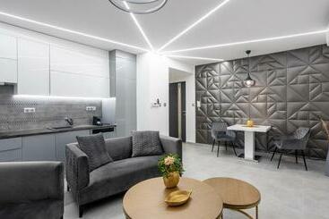 דירות לתיירים Avand Apartments Debrecen