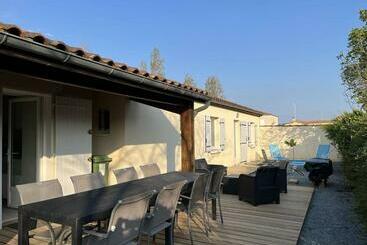 游客公寓 Maison Saint Georges D Oléron, 6 Pièces, 8 Personnes Fr 1 246a 116