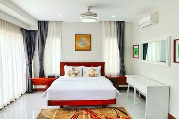 ツーリストアパートメント My Key Premier Palace Private Villa