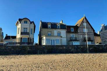 游客公寓 Aux Bains Des Mots