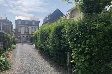 游客公寓 L Evasion Centre Et Plage