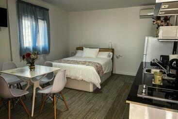 דירות לתיירים Alaudae Apartamentos