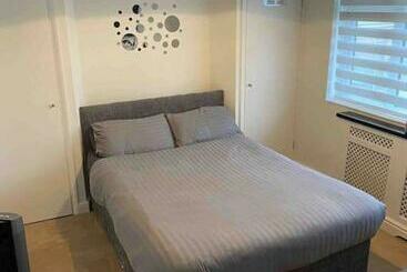 ツーリストアパートメント One Bed Cozy Flat