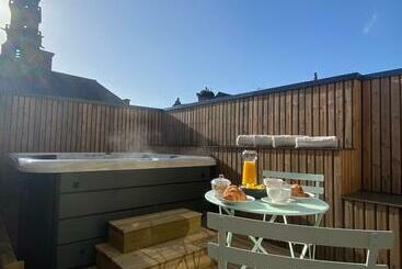 游客公寓 La Maison Du Quai Triplex De Charme 4 étoiles En Hyper Centre Avec Spa