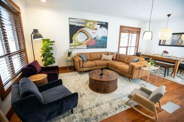 דירות לתיירים Mackenzie House By Revelstoke Vacations