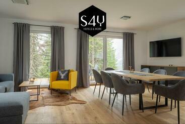 ツーリストアパートメント Turrach Chalet´s Grünsee