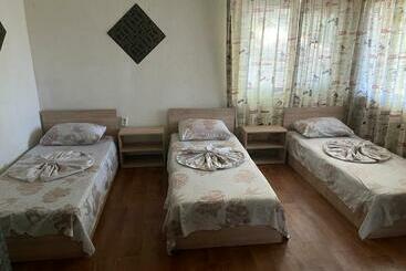 דירות לתיירים стаи за гости феличита   Kalimera