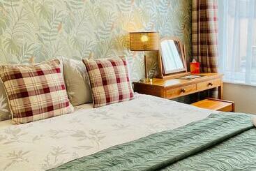 Жильё для туристов Clive Crest House