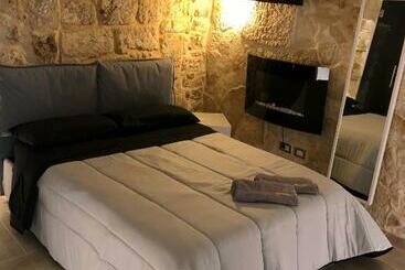 דירות לתיירים La Grotta Di Margò