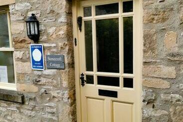 شقق خاصة سياحية Stonecroft Cottage