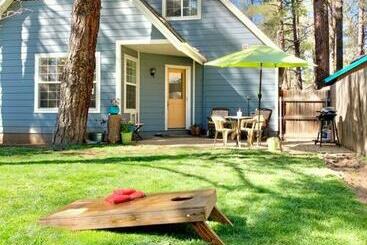 ツーリストアパートメント The Comforts  Inn: Mountain Escape