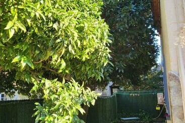 ツーリストアパートメント Clémentine