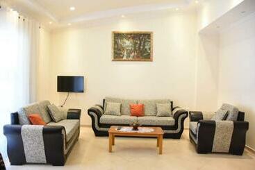 דירות לתיירים Giorgio Gest House