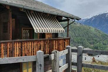 관광객 아파트 Gîte De Mase Sur La Rive Droite Du Val D Hérens