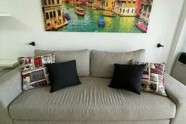 Жильё для туристов Hermoso Departamento Amueblado En El Centro De Lp