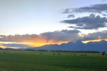 游客公寓 Sunset Studio Apartment