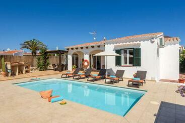 דירות לתיירים Villa Marina Way By Villa Plus