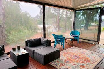 관광객 아파트 Warren Retreat   Cozy And Tranquil 2 Brm Home